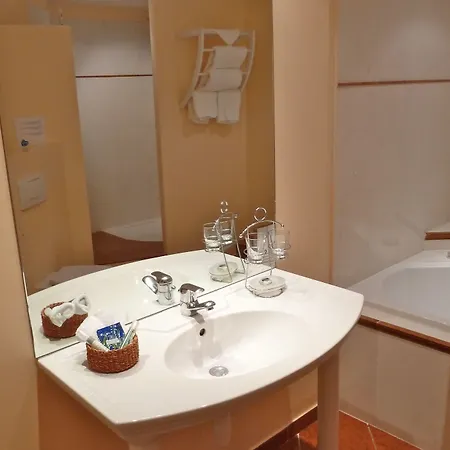 Mas Samarcande Bed & Breakfast *